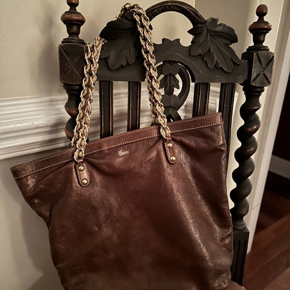 Gucci Pebbled Leather Capri Chain Tote Bag